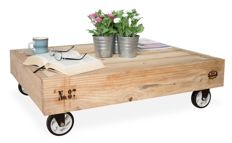 Decora tu terraza con muebles fabricados con palets