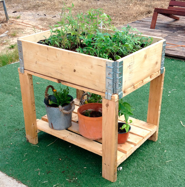 Semilleros y maceteros para tus proyectos DIY de verano para la terraza.